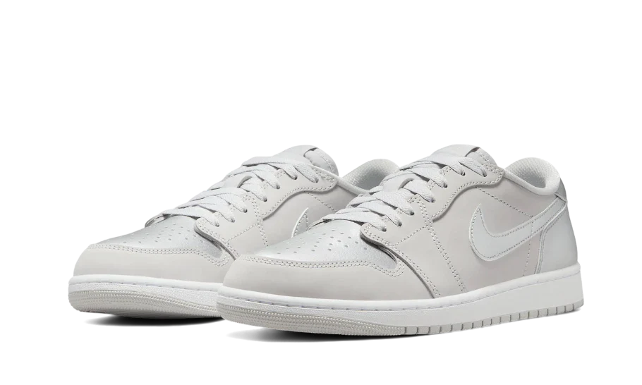 Air Jordan 1 Low OG Metallic Silver - CZ0790-002 / CZ0858-002