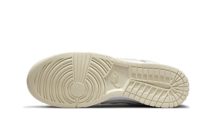 Nike Nike Dunk Low Coconut Milk - DJ6188-100