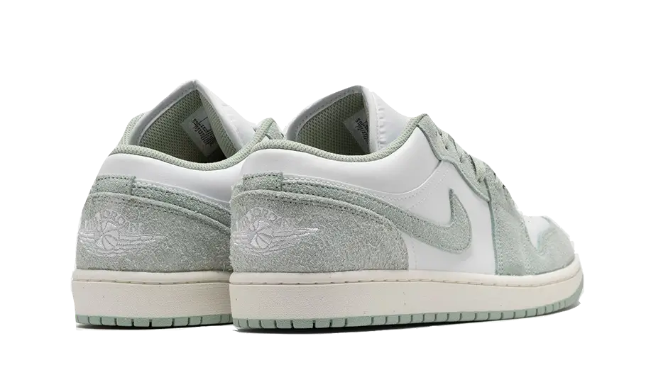 Air Jordan 1 Low SE White Seafoam - FN9137-131