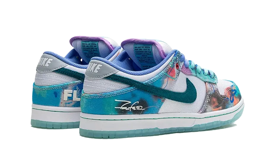 Nike SB Dunk Low Futura Laboratories Bleached Aqua - HF6061-400